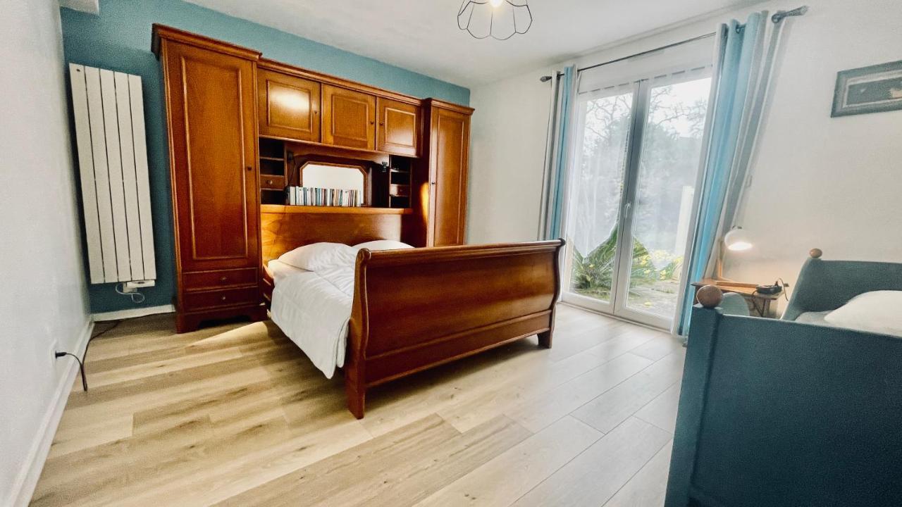Maison spacieuse à deux pas de la plage Roscanvel Esterno foto